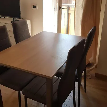 Alpenblick Apartamento *